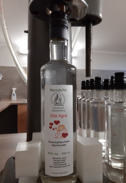 Wie Agra 40 % Vol Kirschpflaumen-Spirituose