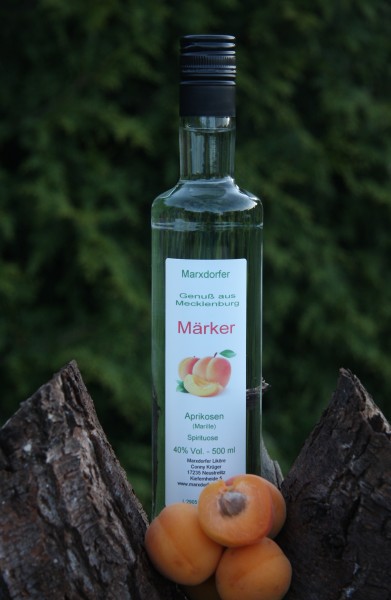 Märker 40 % Vol. Marillen-Spirituose